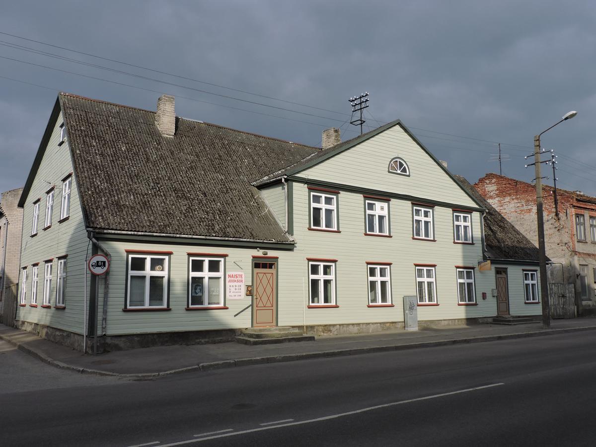 Budget Hostel Пярну Экстерьер фото